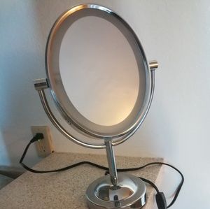 Professional: Electric Makeup Mirror